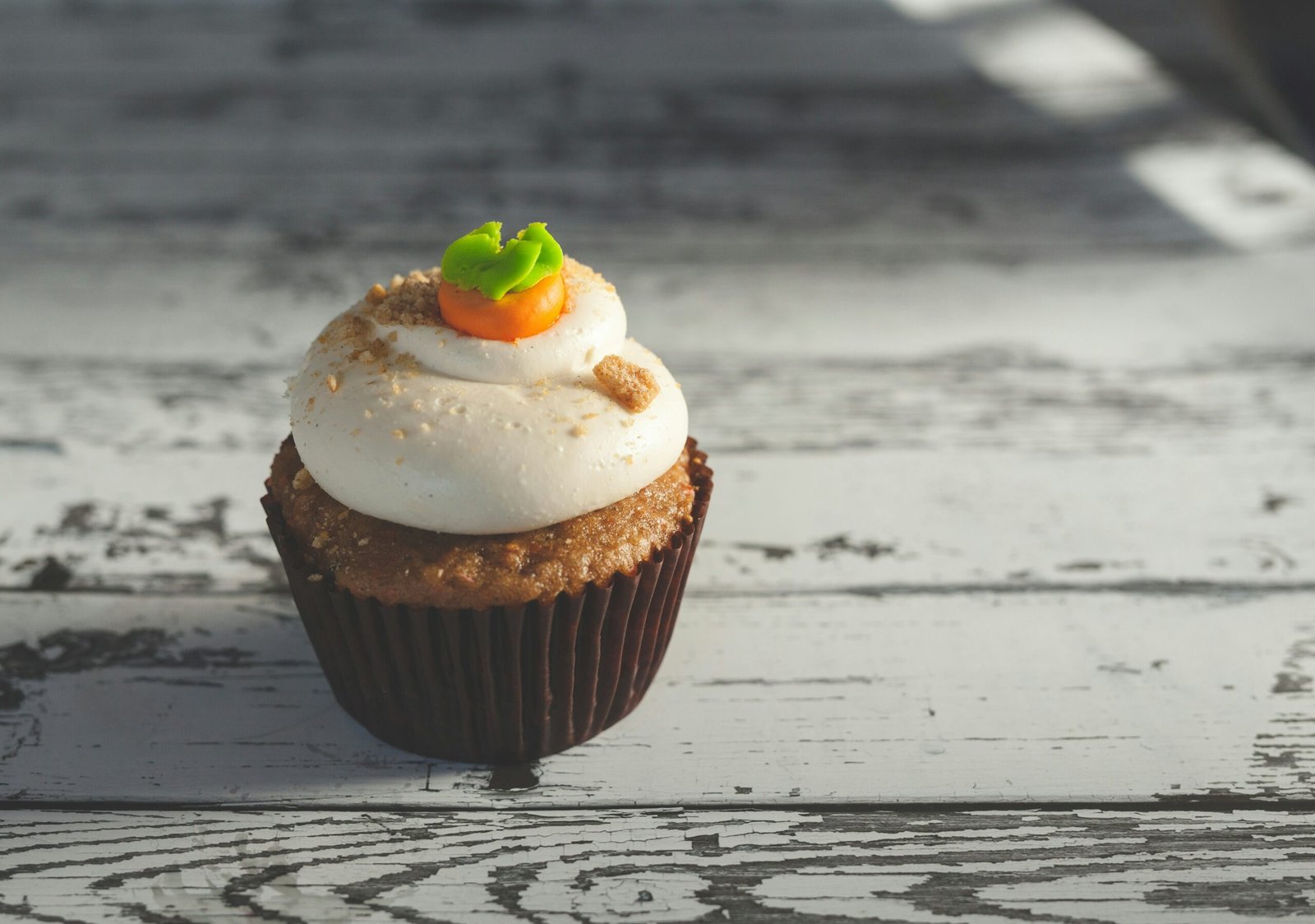 gluten-free carrot cake muffins